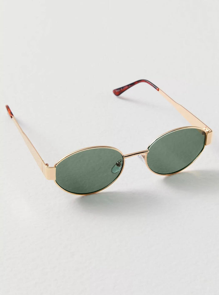Sunglasses | UV Protection | Sleek Design for All Occasions | Lightweight Frame