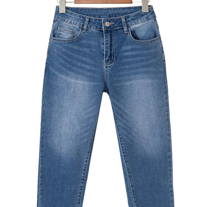 Stylish mom jeans for women | Short