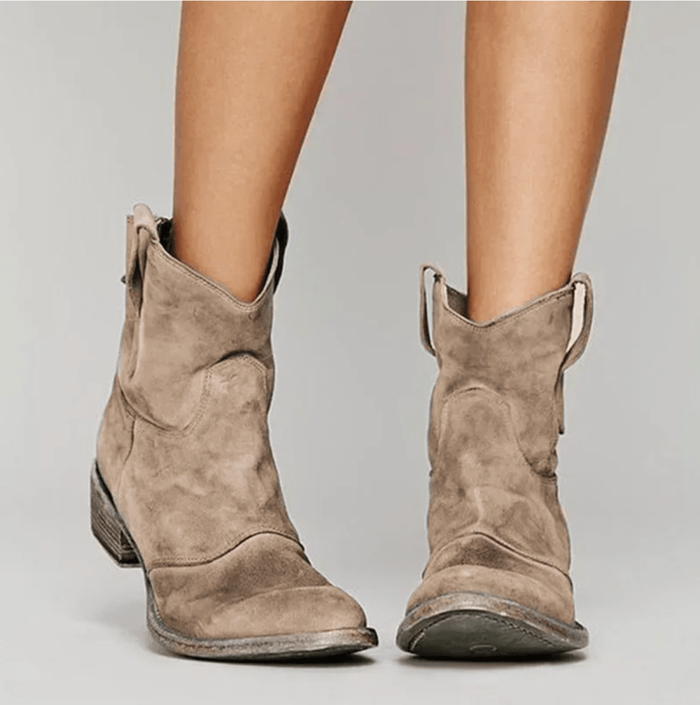 Women's western-inspired ankle boots with V-collar and side zip