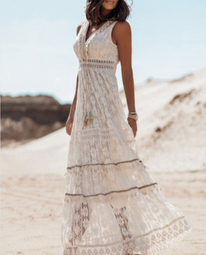 Flattering Dress | Elegant Design | Perfect for Any Occasion | Lightweight Fabric