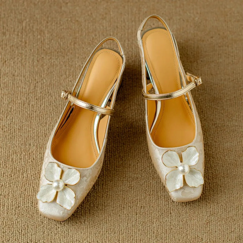 Elegant Pumps | Chic Design | Comfortable Fit for All-Day Wear | Classic Style