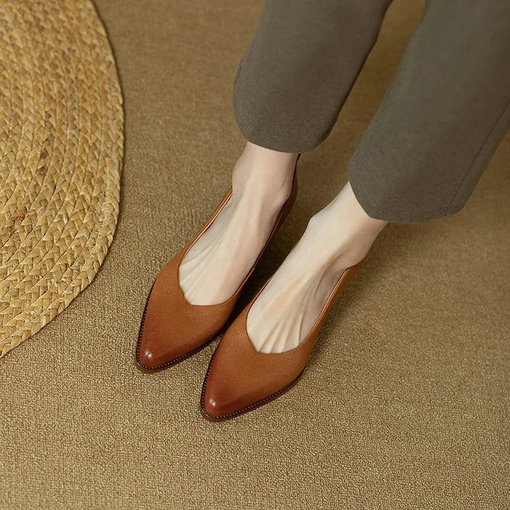Helen™| Classic Pumps