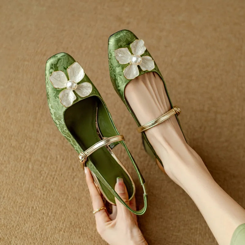 Elegant Pumps | Chic Design | Comfortable Fit for All-Day Wear | Classic Style