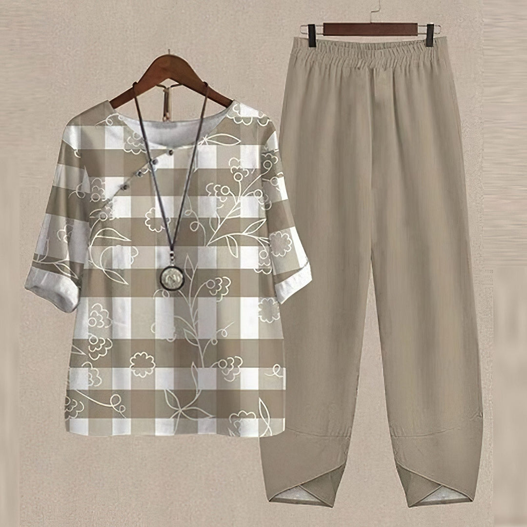 Two-Piece Summer Set for Women | Comfortable Loose Fit | Perfect for Warm Weather | Lightweight Fabric