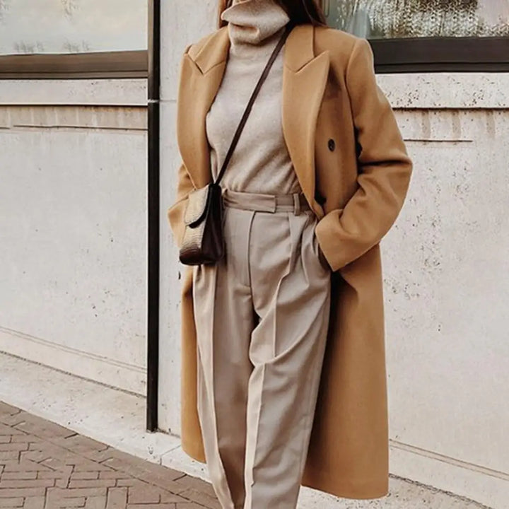 Double-breasted trench coat for women | Lapel collar