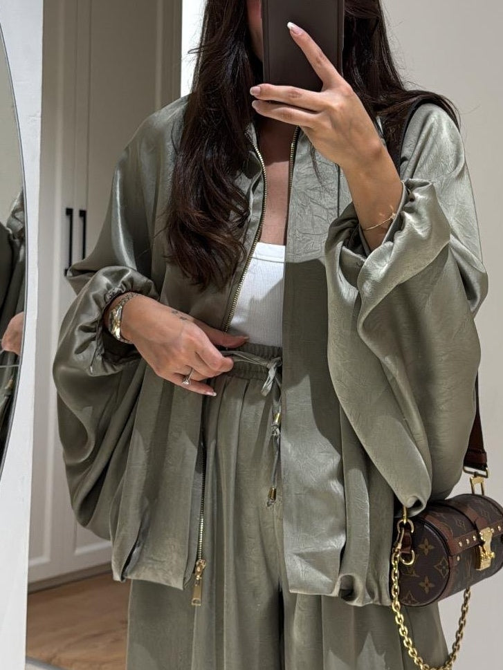 Casual Two-Piece Suit | Jacket and Drawstring Pants | Comfortable Fit | Perfect for Everyday Wear