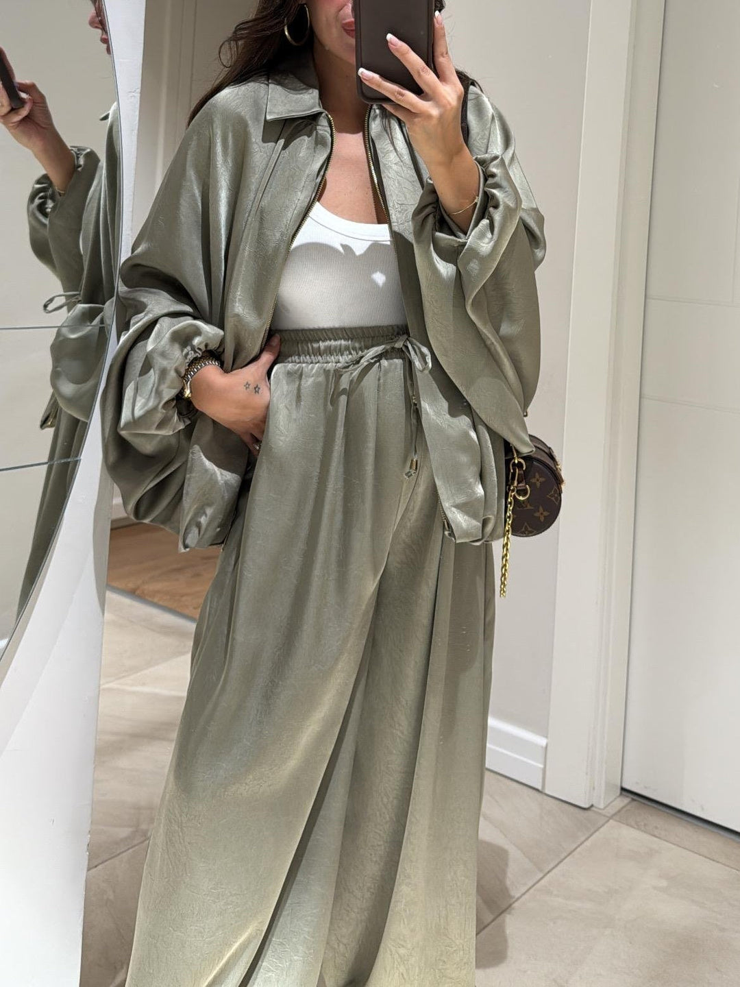 Casual Two-Piece Suit | Jacket and Drawstring Pants | Comfortable Fit | Perfect for Everyday Wear