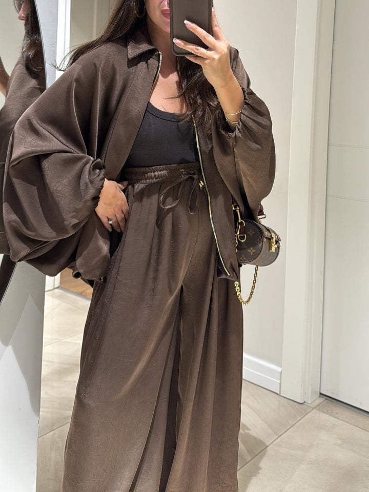 Casual Two-Piece Suit | Jacket and Drawstring Pants | Comfortable Fit | Perfect for Everyday Wear