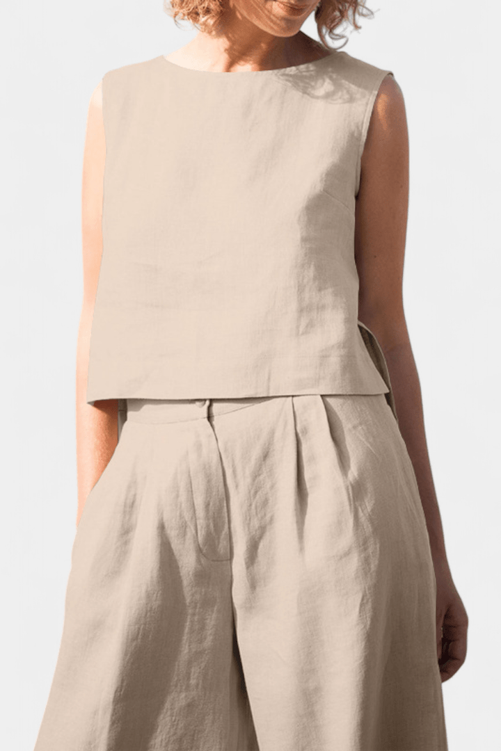 Yvanne Set | Elegant Two-Piece Outfit | Perfect for Any Occasion | Soft and Comfortable Fabric