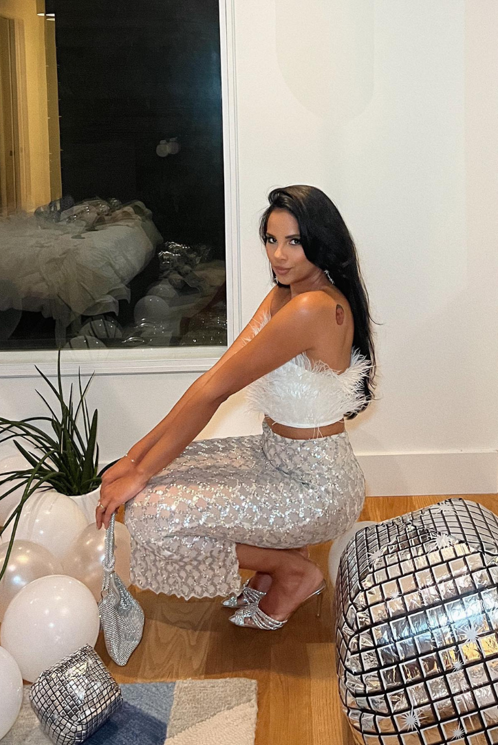 Cherie Set | Elegant White Design | Perfect for Any Occasion | Soft and Comfortable Fabric