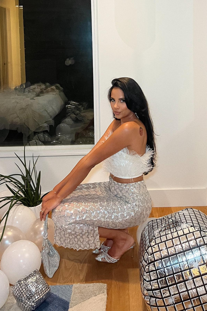 Cherie Set | Elegant White Design | Perfect for Any Occasion | Soft and Comfortable Fabric