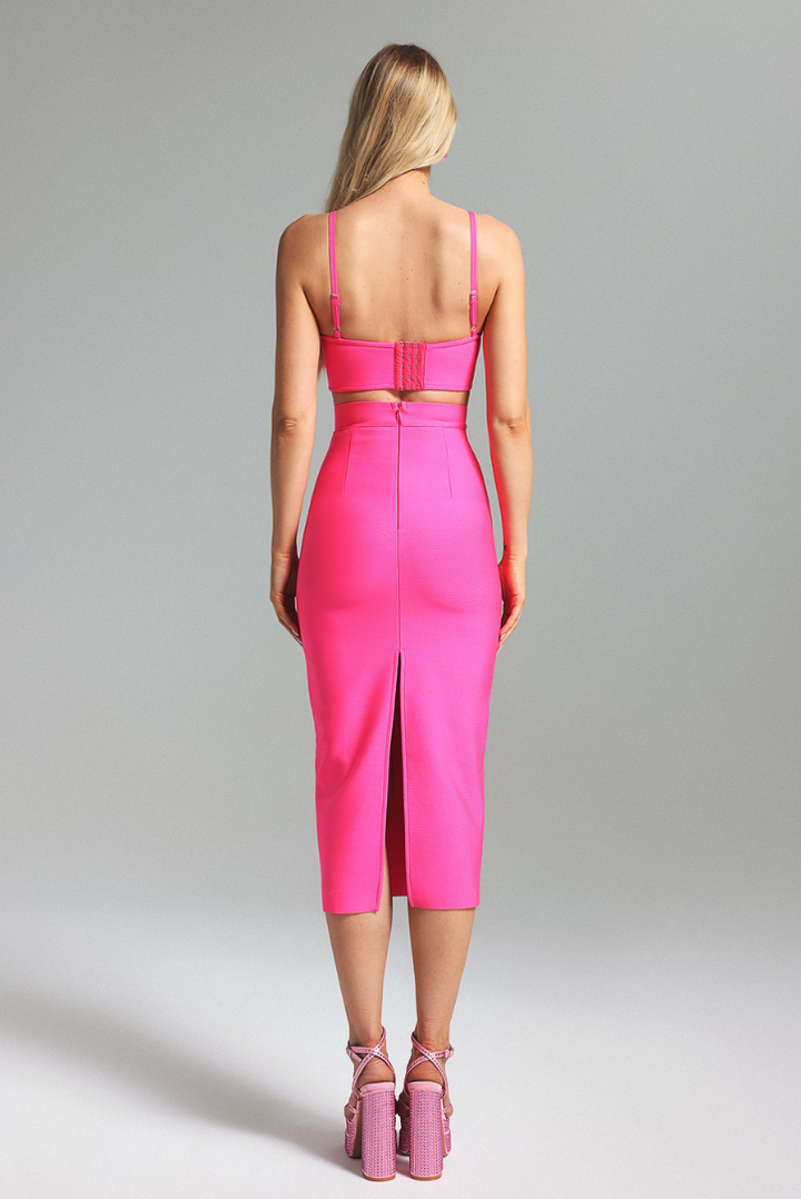 Ikara Set | Vibrant Pink Color | Perfect for Any Occasion | Comfortable and Stylish Design