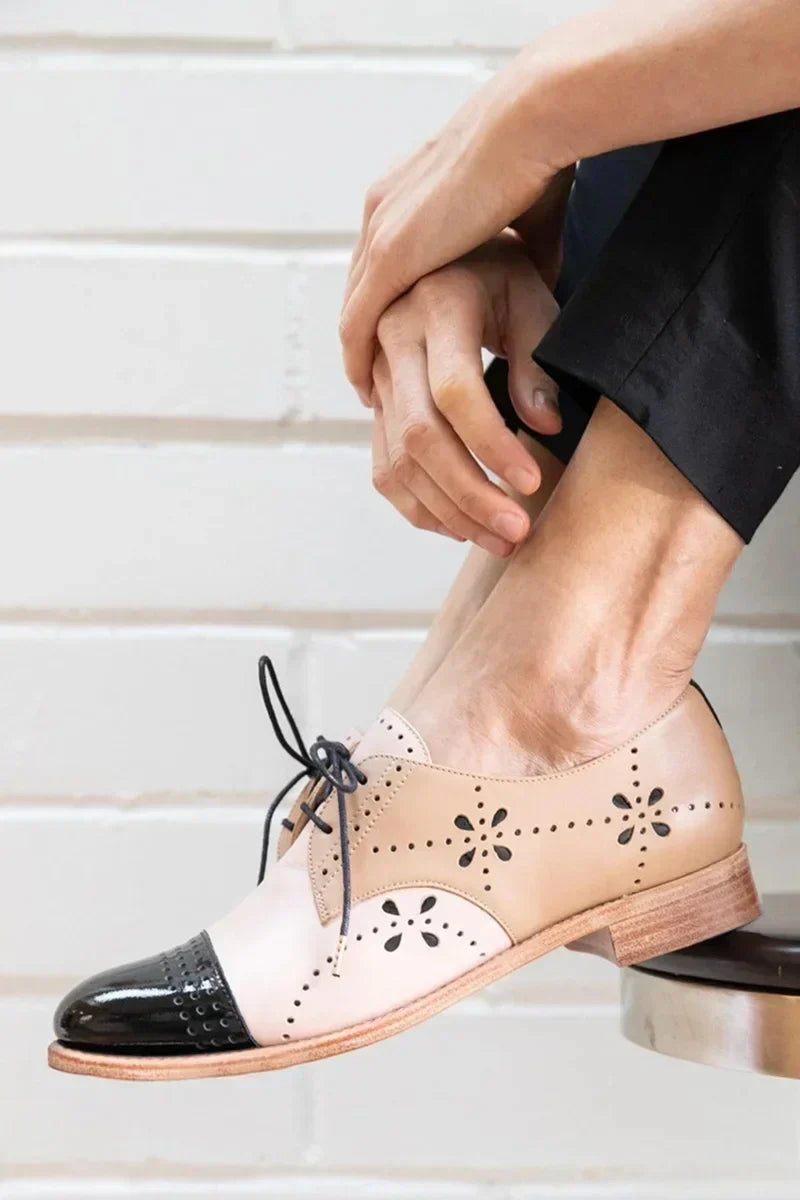 Two-Tone Oxford Shoes | Classic Design | Versatile for Formal and Casual Wear | Premium Leather