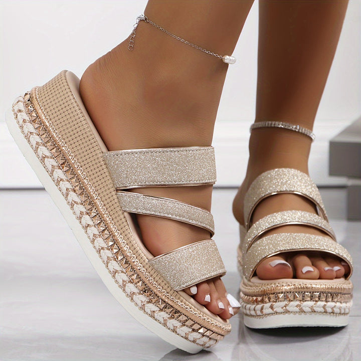 Cozy Sandals | Spring Color Design | Comfortable and Lightweight Footwear | Perfect for Casual Outings