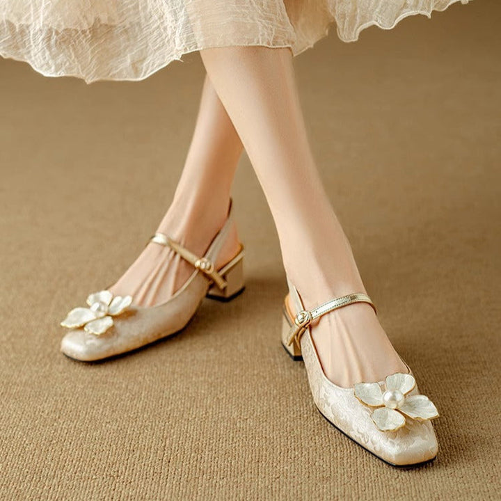 Elegant Pumps | Chic Design | Comfortable Fit for All-Day Wear | Classic Style
