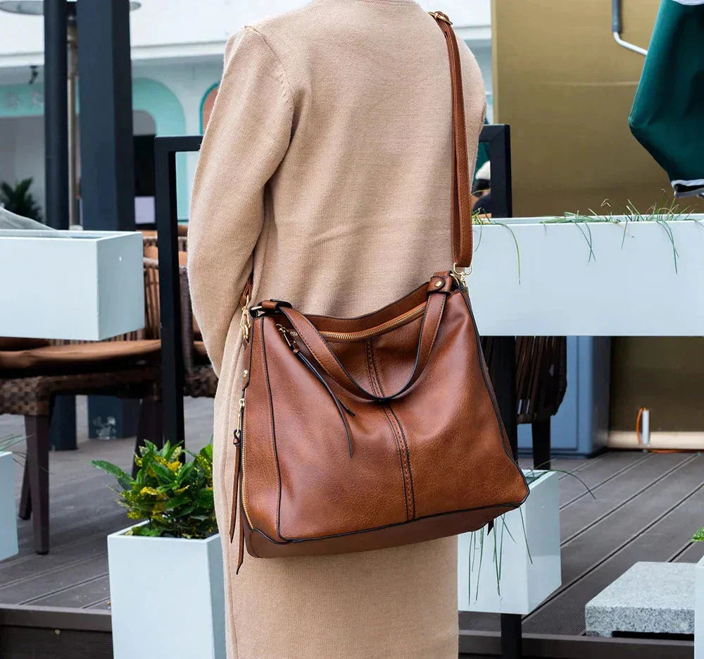 Leather Hobo Bag | Spacious Design | Versatile Everyday Use | Soft Genuine Leather
