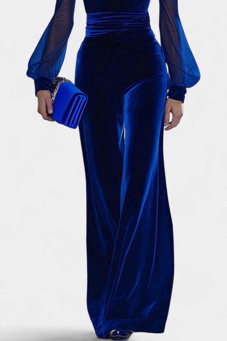 V-Neck Velvet Jumpsuit | Long Sleeves | Elegant and Comfortable | Perfect for Any Occasion