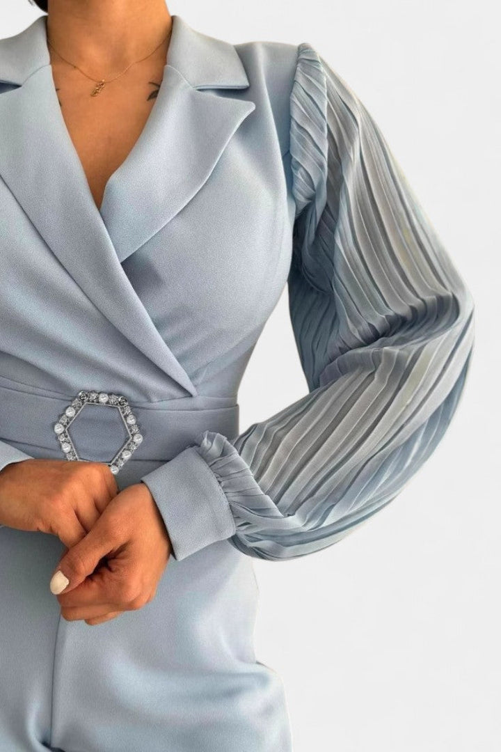 Elegant Jumpsuit | Tailored Collar & Ruffled Accents | Perfect for Special Occasions | Chic and Comfortable Design