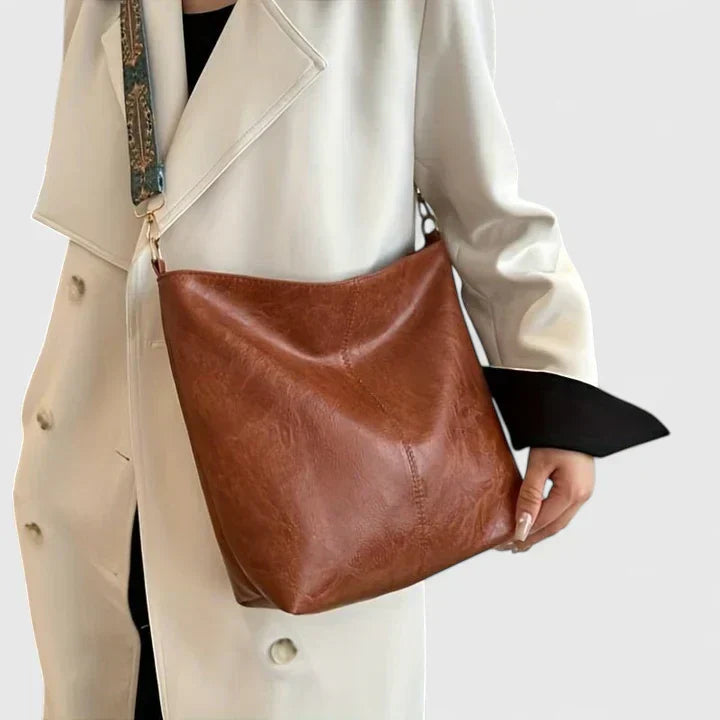 Handbag | Elegant Design | Versatile for Any Occasion | High-Quality Material