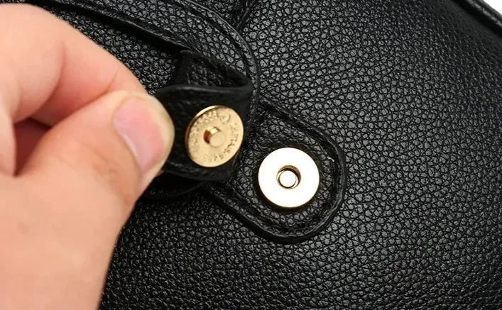 Retro Leather Bag | Vintage-Inspired Design | Perfect for Everyday Use | Durable and Stylish