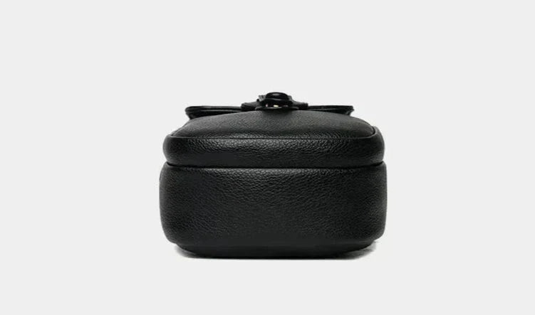Retro Leather Bag | Vintage-Inspired Design | Perfect for Everyday Use | Durable and Stylish