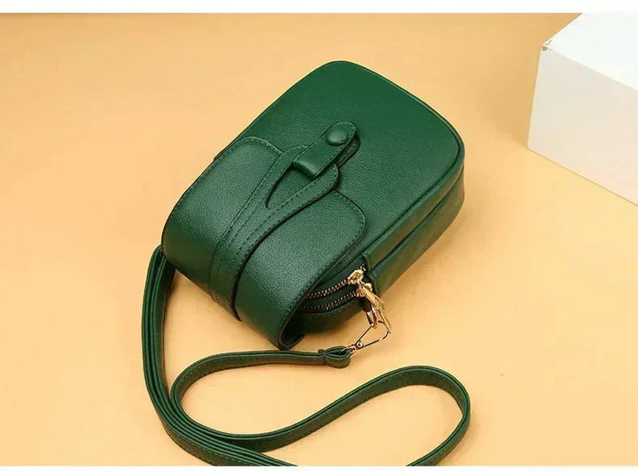Retro Leather Bag | Vintage-Inspired Design | Perfect for Everyday Use | Durable and Stylish