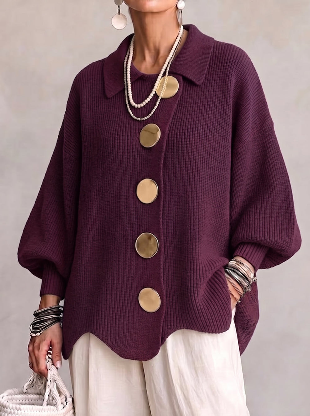 Women's oversized cardigan with lantern sleeves and pointed collar