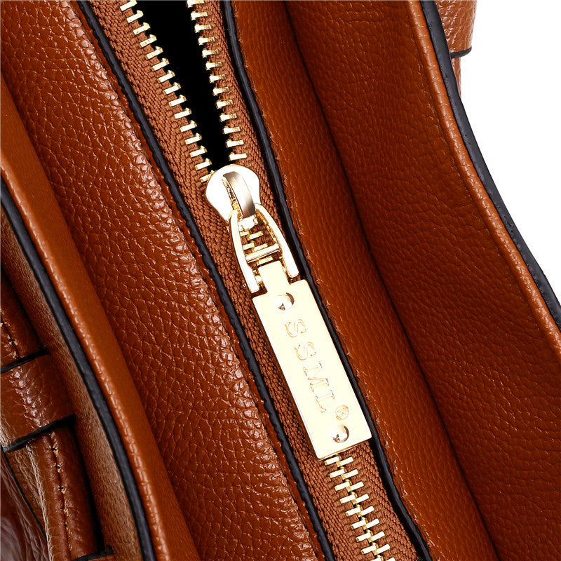 Crocodile Embossed Handbag | Luxurious Design | Perfect for Any Occasion | Durable Faux Leather