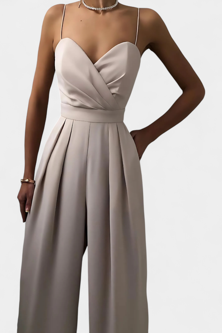Sleeveless Jumpsuit | Tailored Waist Design | Flowy Legs for Effortless Movement | Perfect for Casual or Dressy Occasions