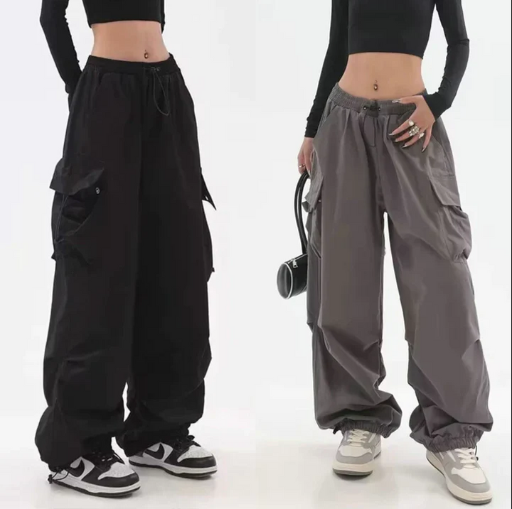 Women's Cargo Pants with Functional Pockets - Comfortable Fit