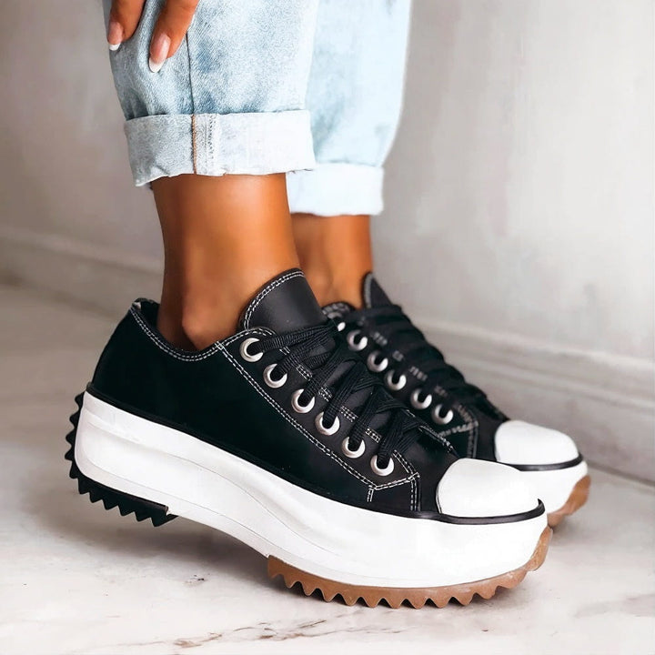 Women's Platform Sneakers Low Top Lace Up – Casual Going Out - Black